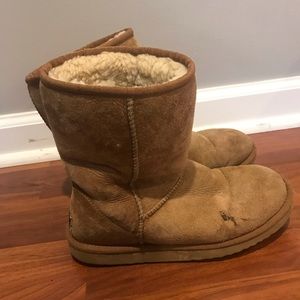 Ugg Short Boots